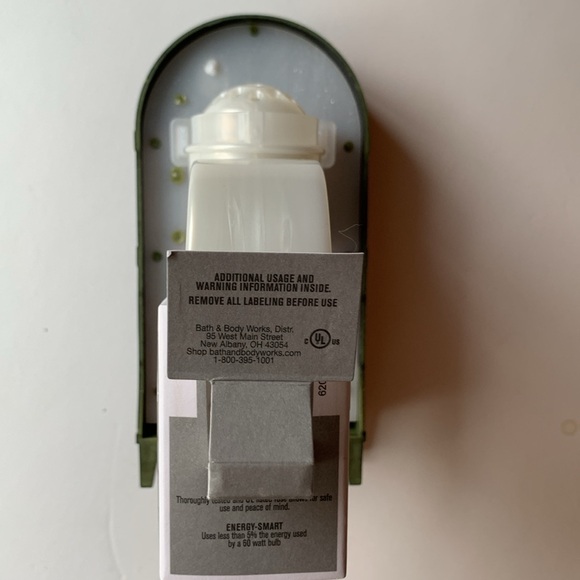 Bath Body Works Bookcase Nightlight Wallflower Plug Sleeping Cat Shelf Light BBW - Picture 14 of 17